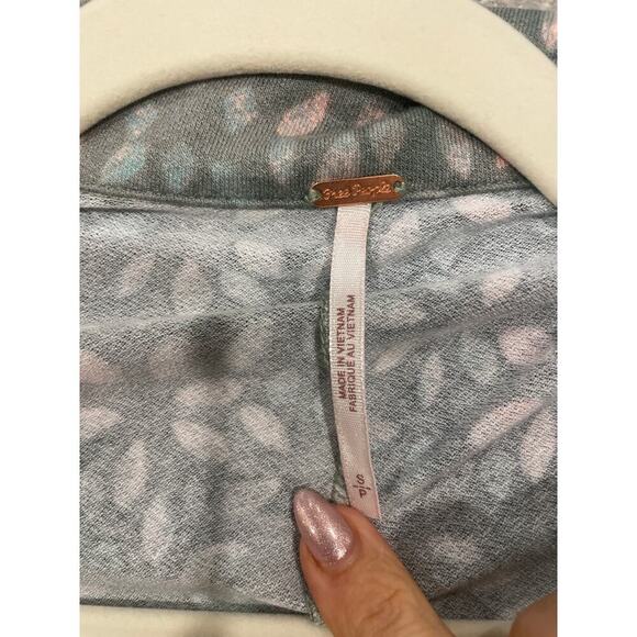 New Free people Shayla wrap midi dress in mint combo print size small - Picture 9 of 10